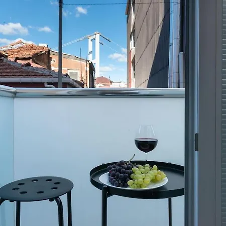 The Of The Bosphorus & Comfortable Apartamento